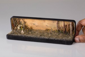 antique-ring-box-mini-diorama-talwst-13